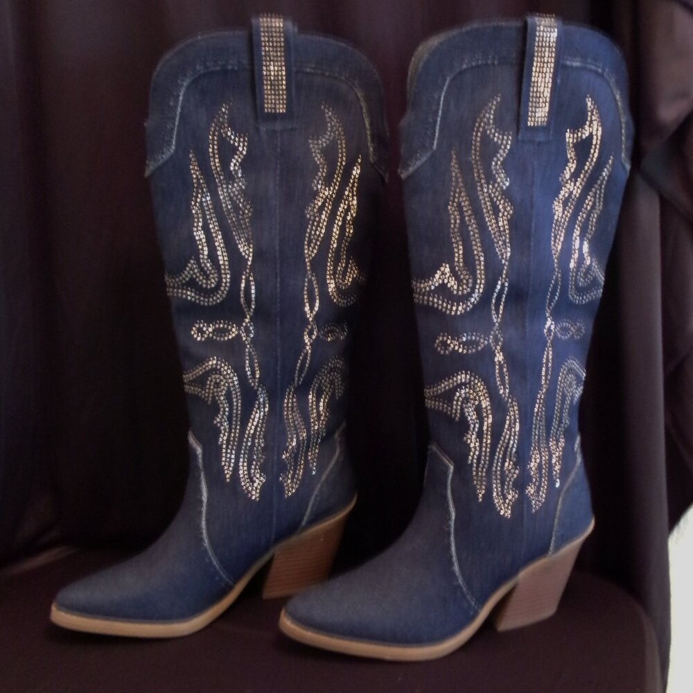 NIB, KOHLS, SIZE 7, DENIM & STUDDED, KNEE HIGH, WOMEN'S HEELED COWGIRL BOOTS